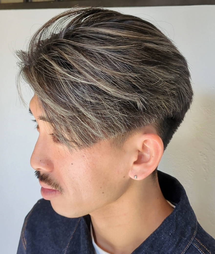 The effect of having depth and fullness is even more emphasized, and a style with movement can be created just by applying wax.